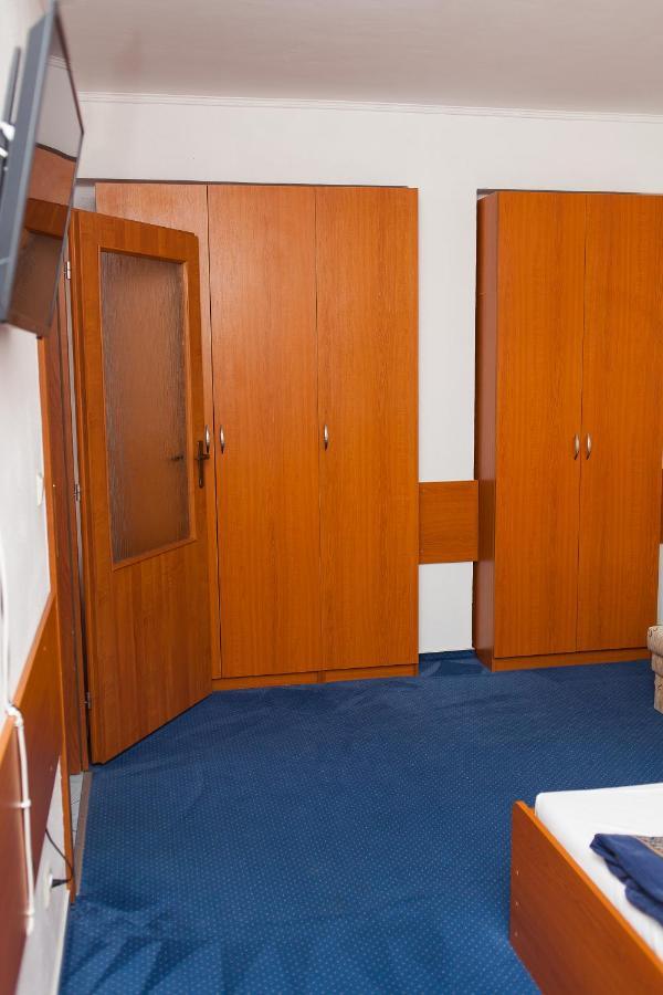 Penzion Centrum Oravsky Biely Potok Bagian luar foto